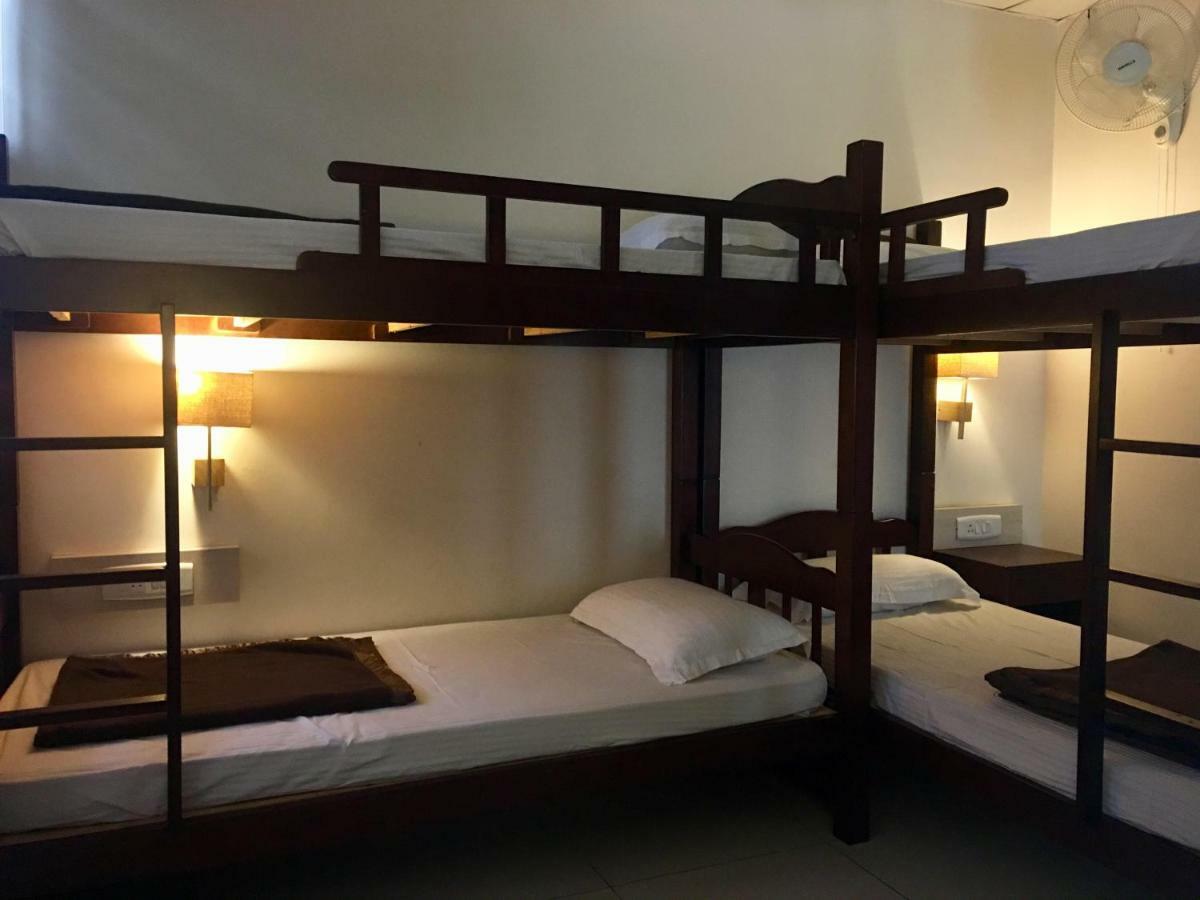 The Kahn Dormitory Chikmagalur Luaran gambar